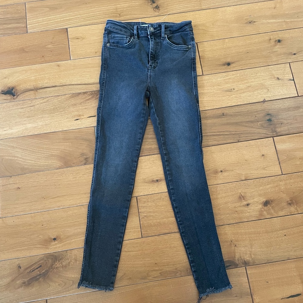 Free People/We the Free Black Skinny Ankle Size 26